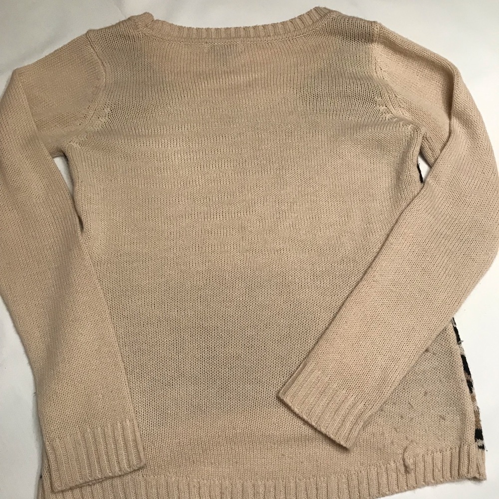 Sweater - Picture 2 of 2